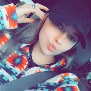 Meet your Posher, Jasmine